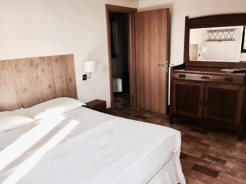 Hotel Fondo Giardinetto Modena Esterno foto